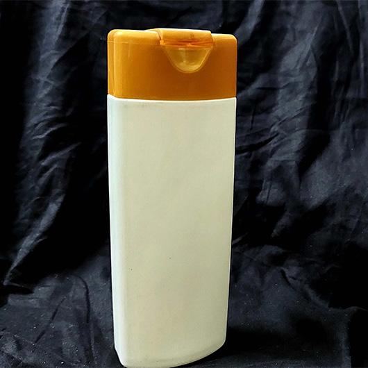 plastic shampoo bottle in bulk